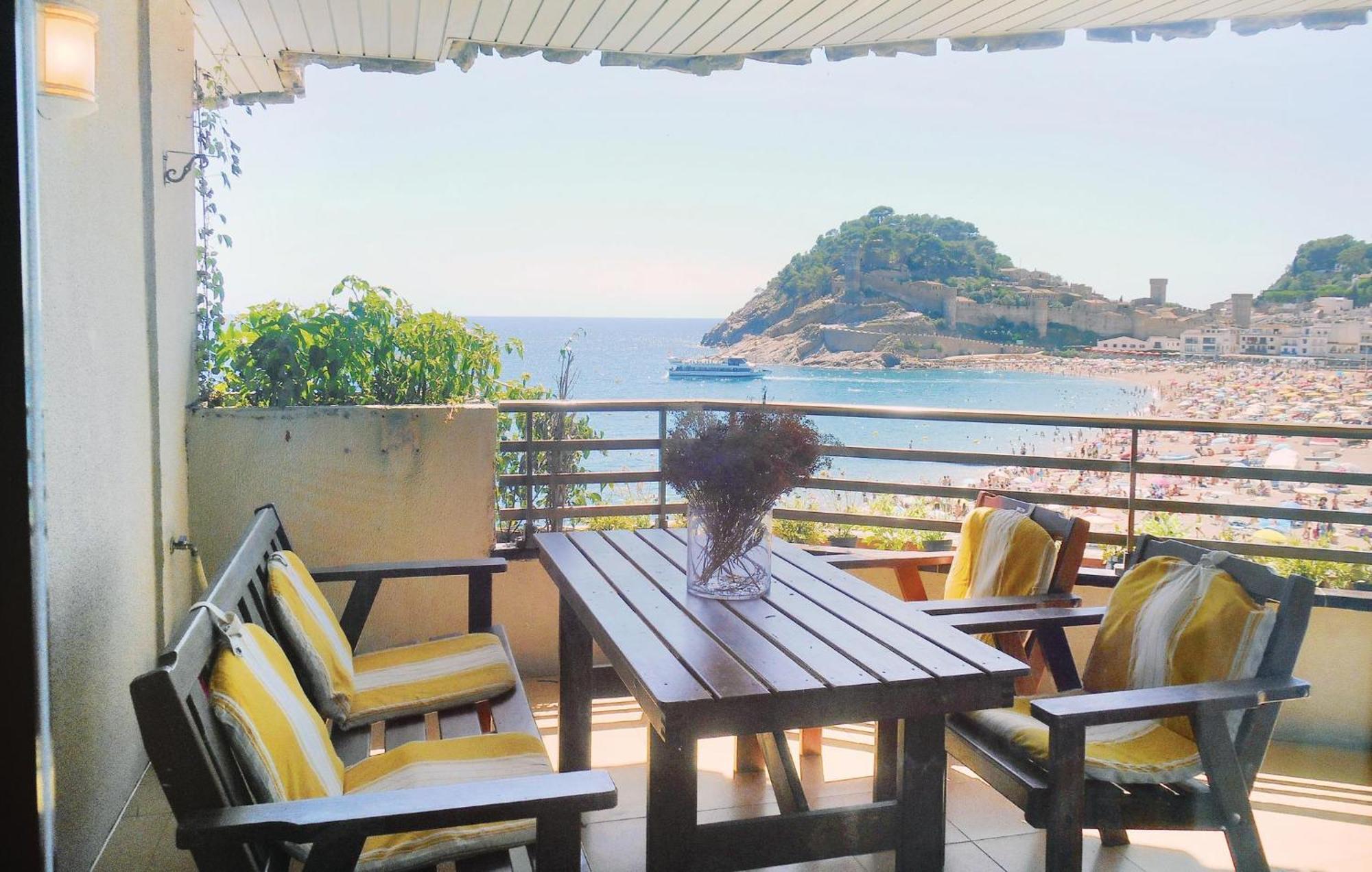 3 Bedroom Gorgeous Apartment In Tossa De Mar Exterior photo