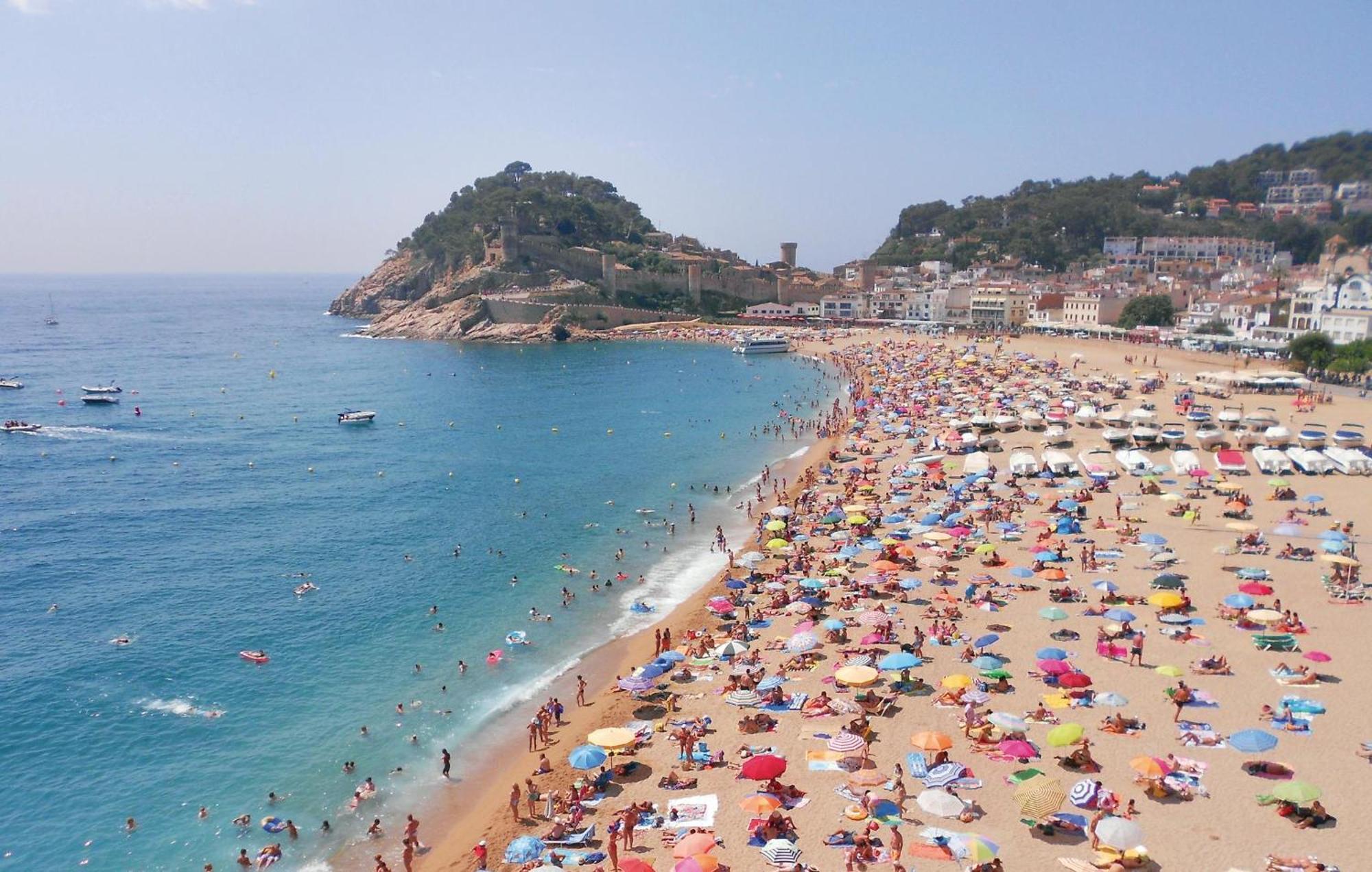 3 Bedroom Gorgeous Apartment In Tossa De Mar Exterior photo