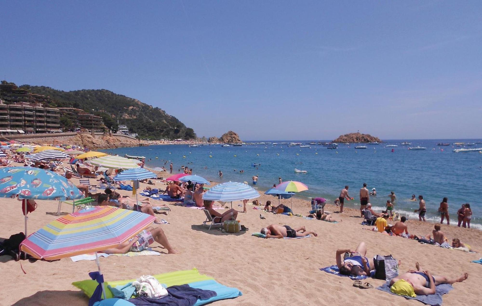 3 Bedroom Gorgeous Apartment In Tossa De Mar Exterior photo